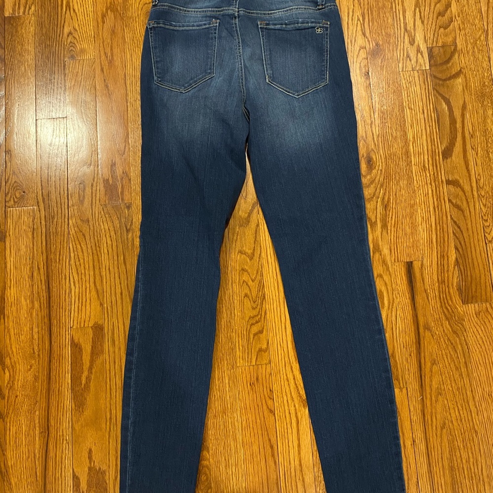 Jessica Simpson Jeans “Curvy High Rise “ - Picture 2 of 3